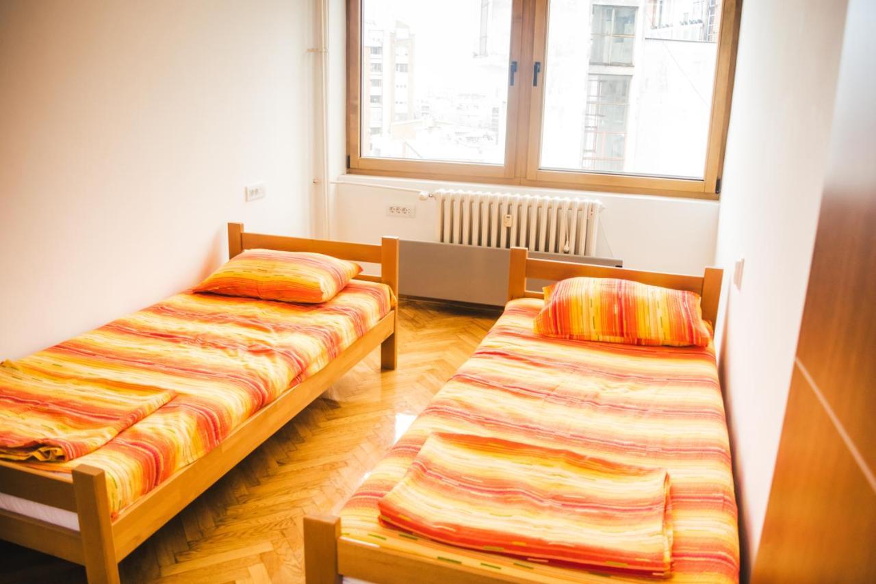 Apartmán Aparment Theatre Ni Exteriér fotografie