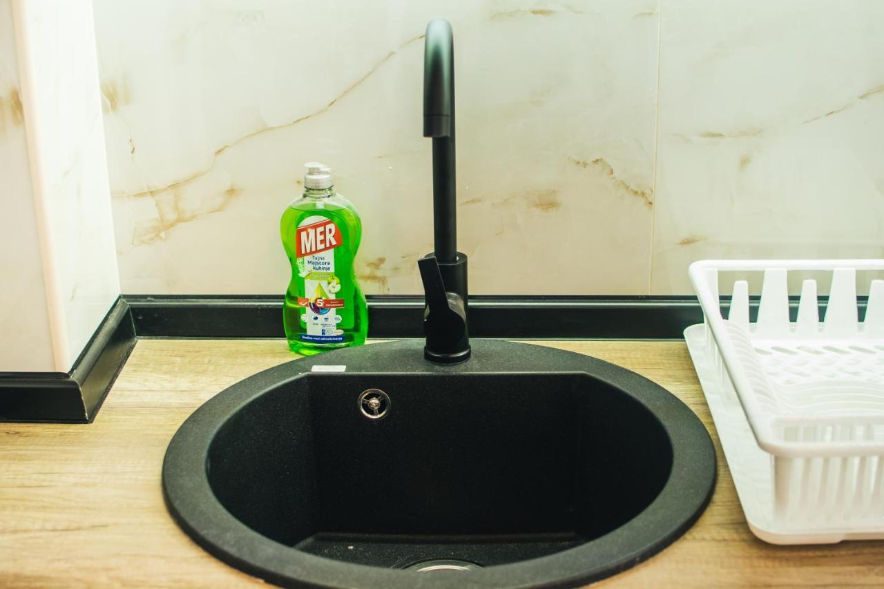Apartmán Aparment Theatre Ni Exteriér fotografie